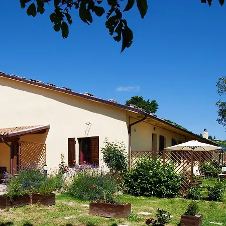 Tranquil Farmhouse In With Swimming Pool